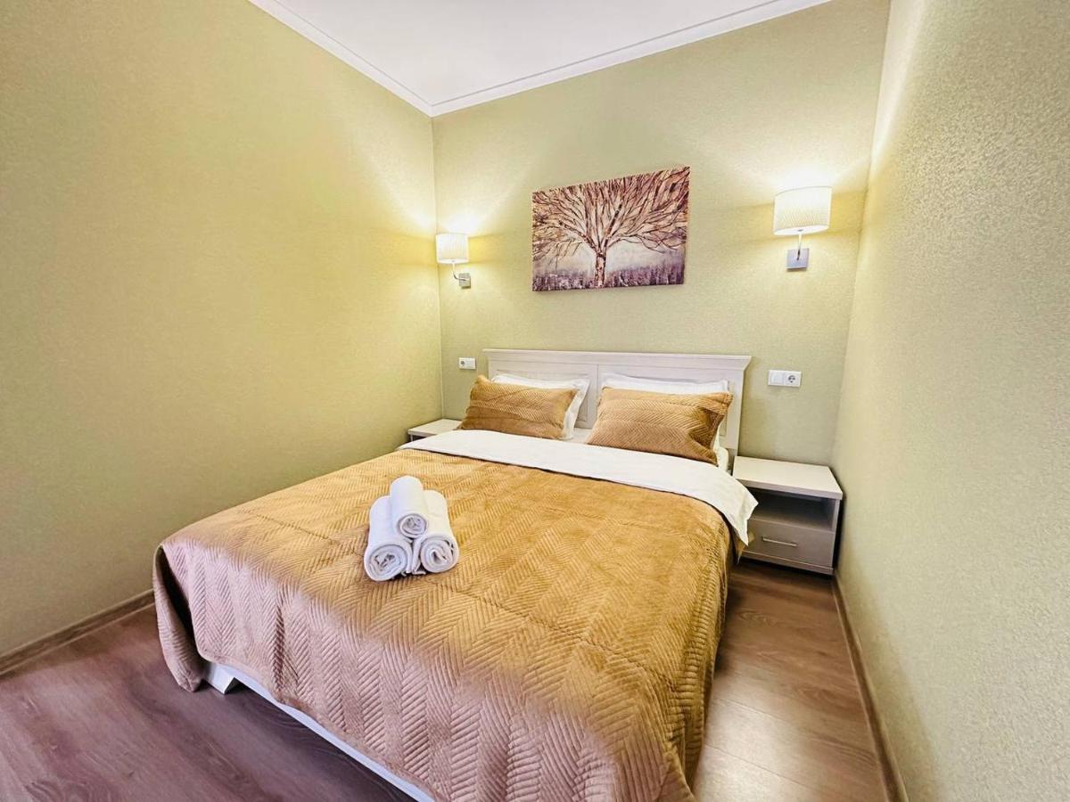 Central Park In The City Center Apartman Almati Kültér fotó